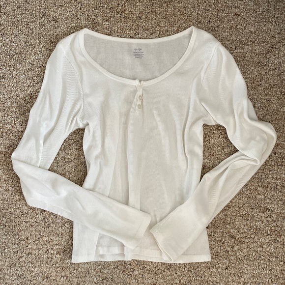 Brandy Melville Tops Brandy Melville John Galt White Ribbed Henley